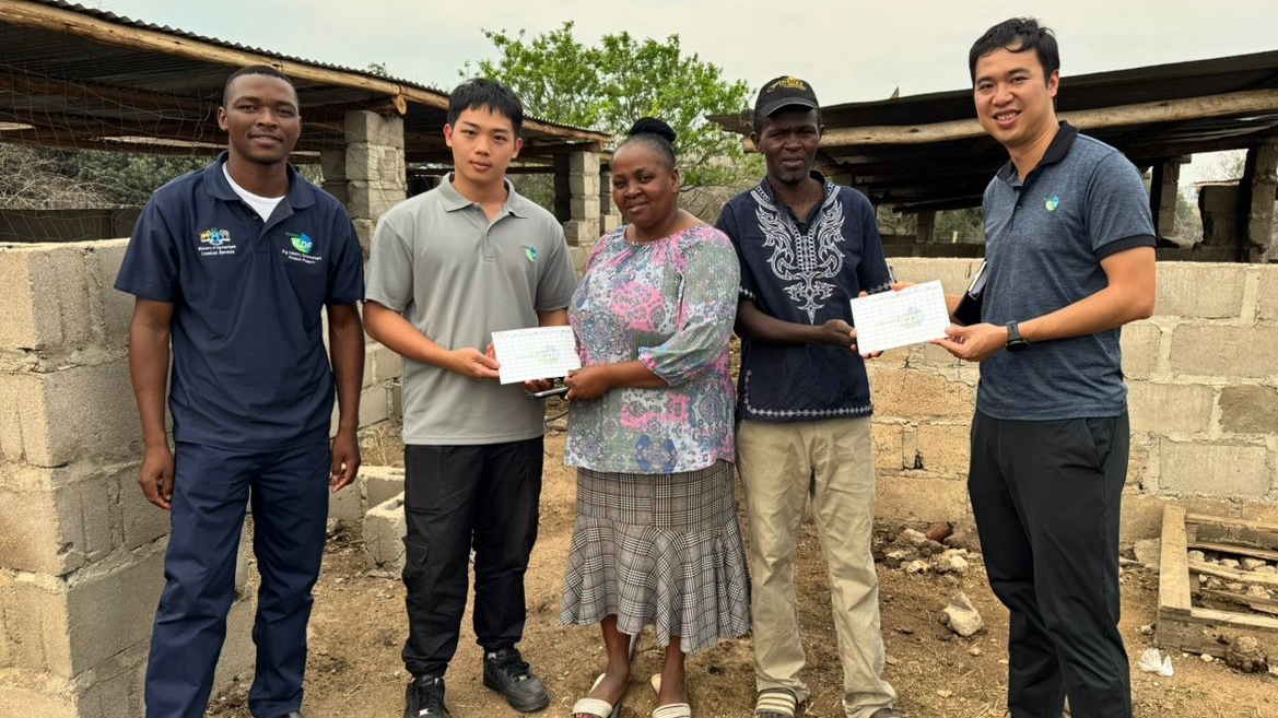 Mpisi-bred pigs transform farming for Nxumalo family